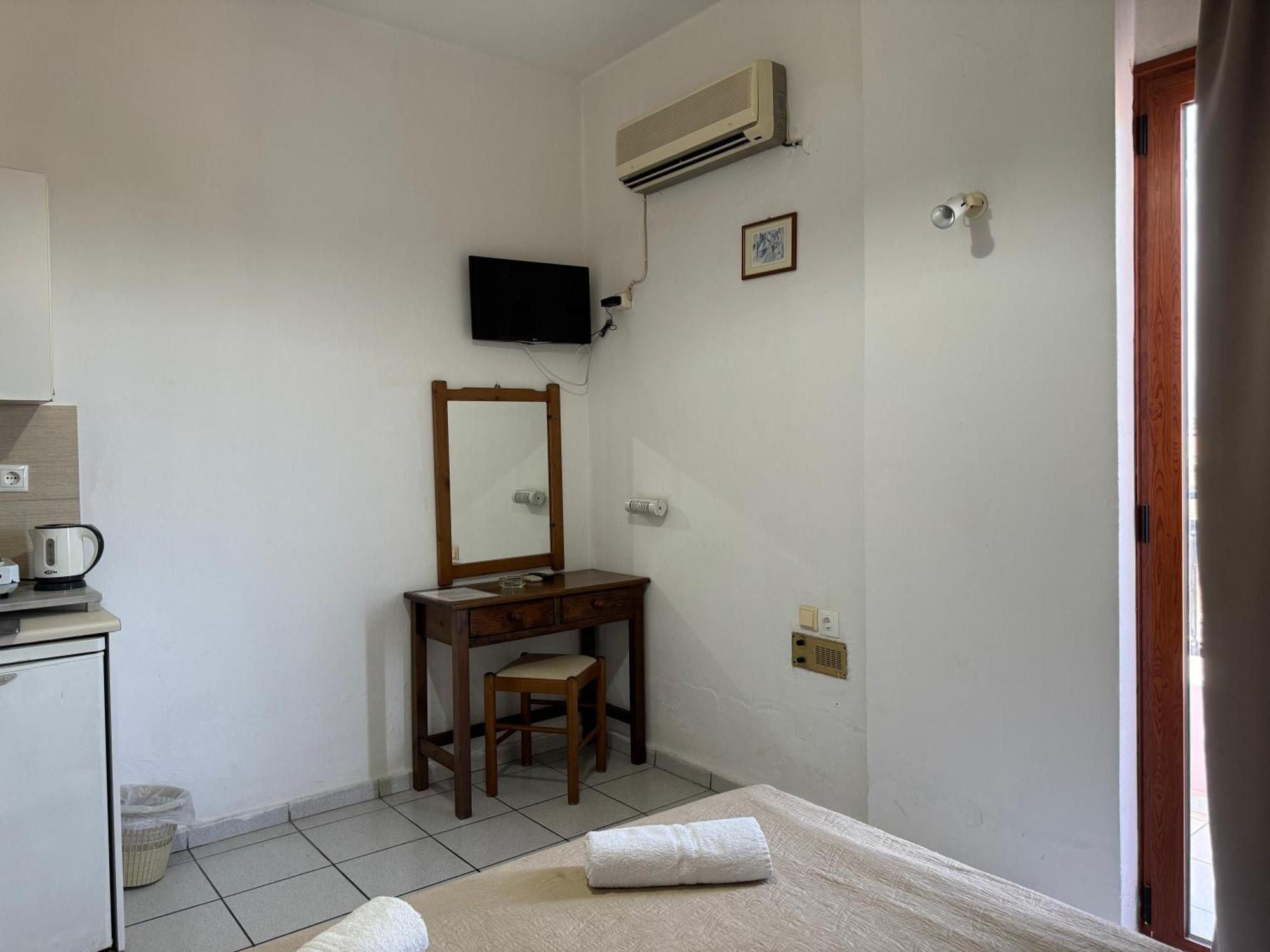 Zac & Georgio Studios Gazi Экстерьер фото